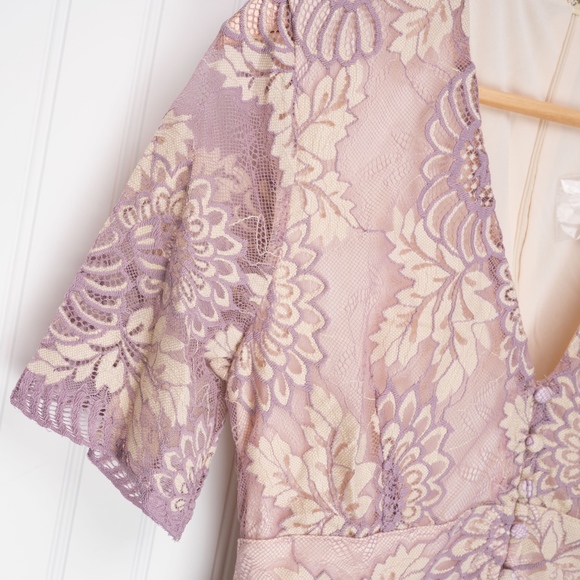 A Semi-sheer Floral Lace Lavender Maxi Dress - Picture 7 of 8